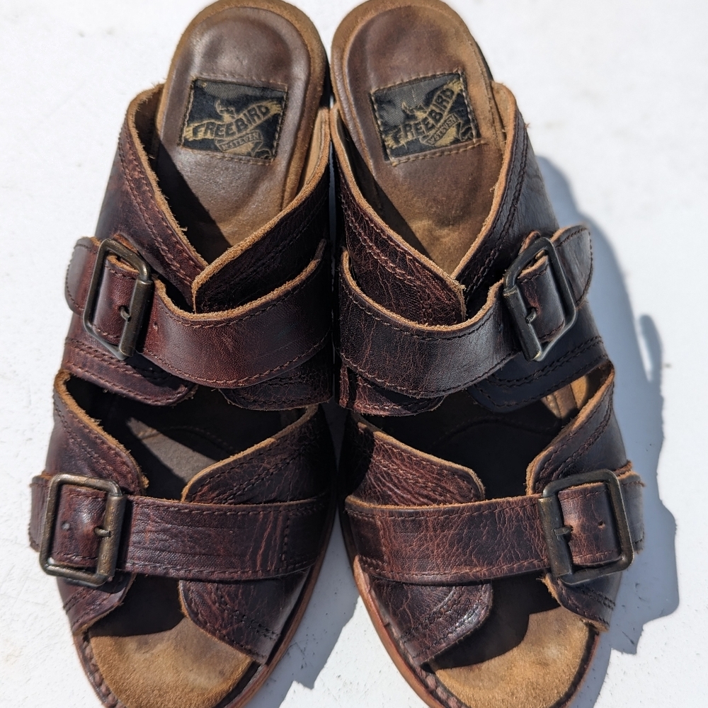 FREEBIRD | Caprice Cognac Brown Distressed Leather Sandals Size 8 - Picture 8 of 15